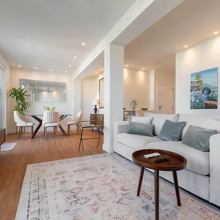 Isabel Ii Apartmán